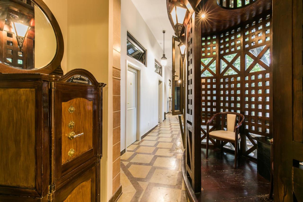 Emigrant Boutique Hotel Tiflis Dış mekan fotoğraf